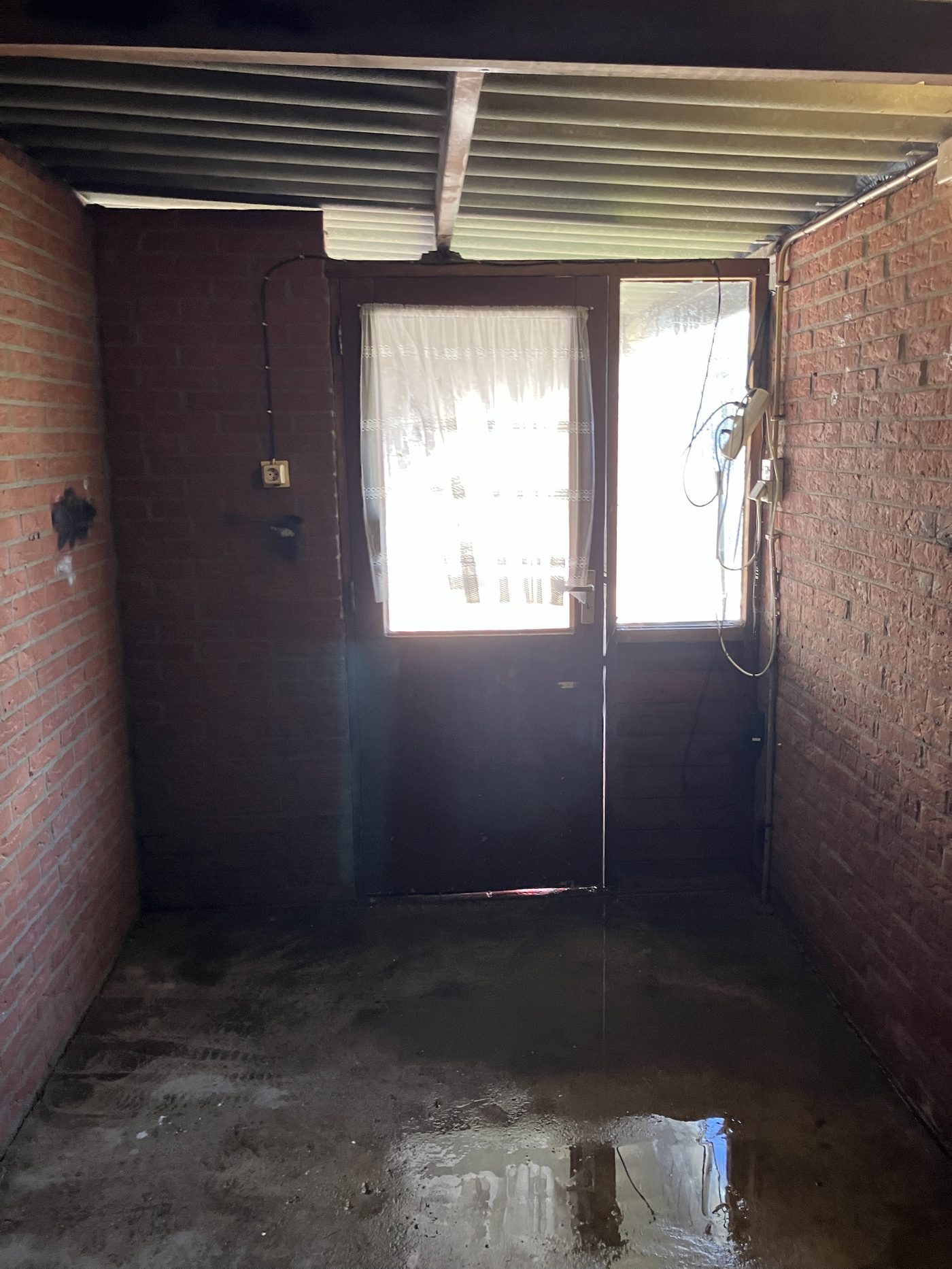 Clean Printing Room conversion — entrance and sealed floor
